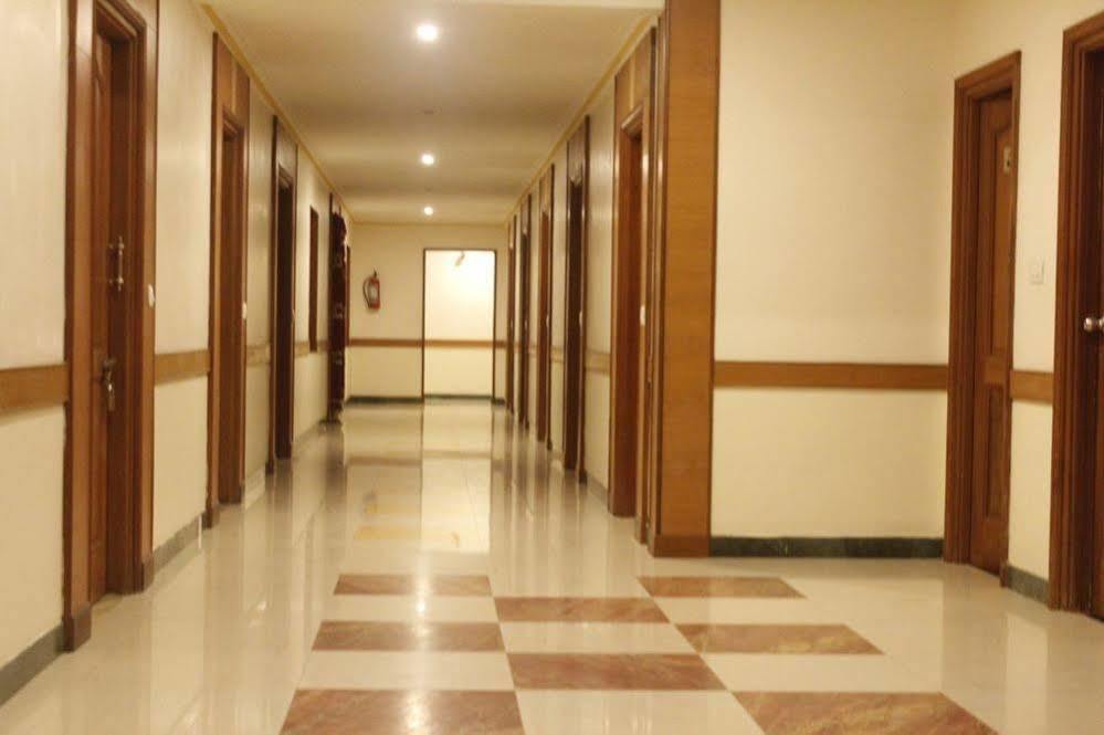 Hotel Chitra Park Tiruchchendūr Exterior foto